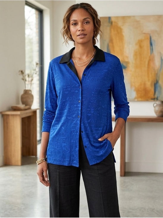 Chico's Tops - Chicos Egyptian Cat Textured Button Blouse. Chico's Size 2= L/12